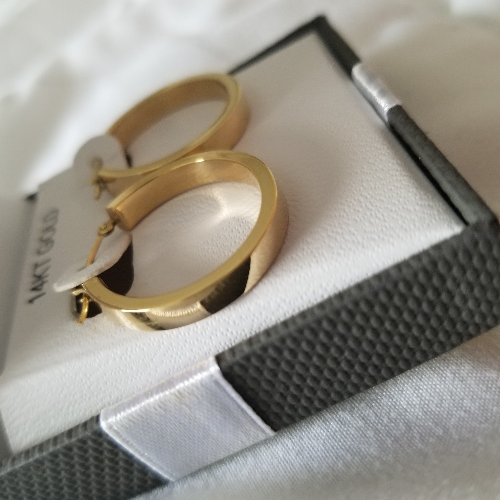 14 K Gold Hoop earrings